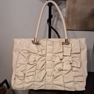 Elegant Leather Cream Tote Bag